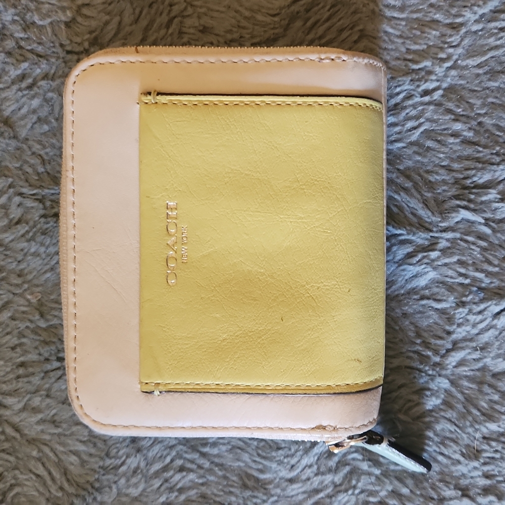 Coach New York, Cream & Green Wallet, 4 in. X 5 in.